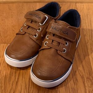Nautica Kids Brown Sneakers with Velcro Strap